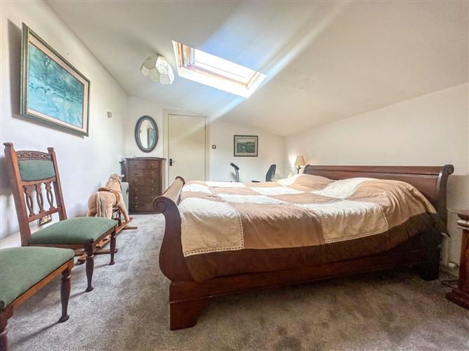Photo 13 of 32 — Silverstrand Lodge, Barna Road, Barna, Galway