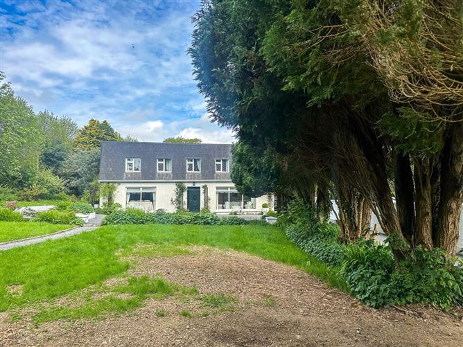 Photo 26 of 32 — Silverstrand Lodge, Barna Road, Barna, Galway