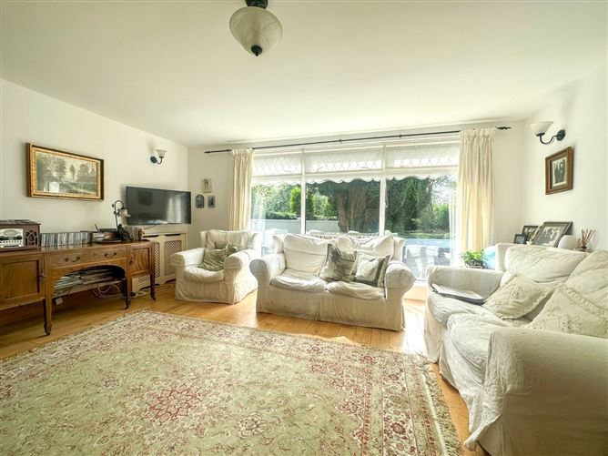 Photo 6 of 32 — Silverstrand Lodge, Barna Road, Barna, Galway