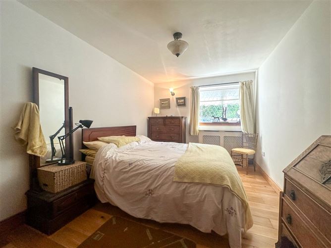 Photo 12 of 32 — Silverstrand Lodge, Barna Road, Barna, Galway