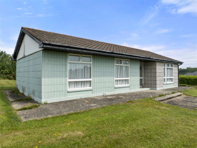 Photo 21 of 30 — 8 Green Acres, Ballygarrett, Gorey, Co. Wexford
