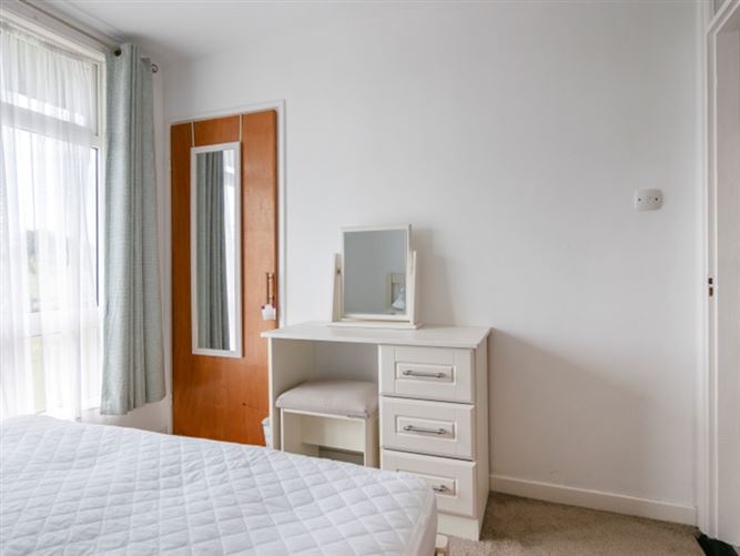 Photo 11 of 30 — 8 Green Acres, Ballygarrett, Gorey, Co. Wexford