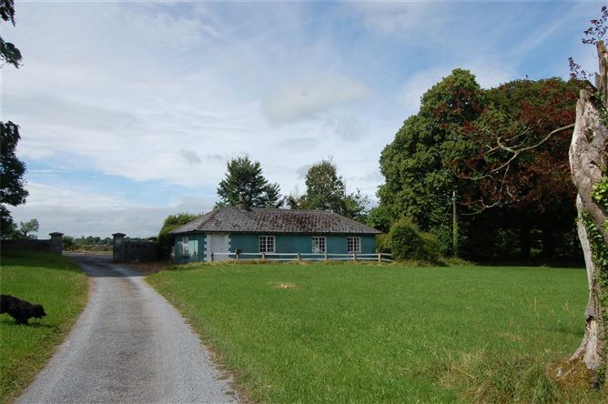 Glenard, Manus, Clarecastle, Co. Clare