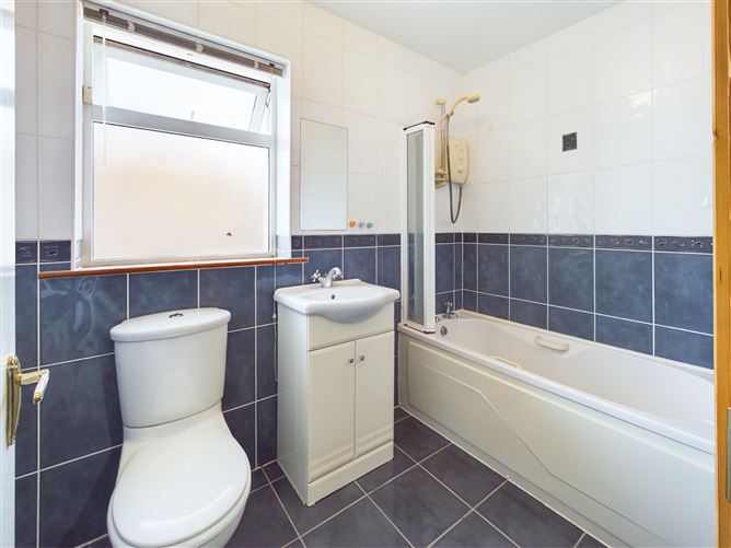 23 Castle Park, Two-Mile Borris, Thurles, Co. Tipperary