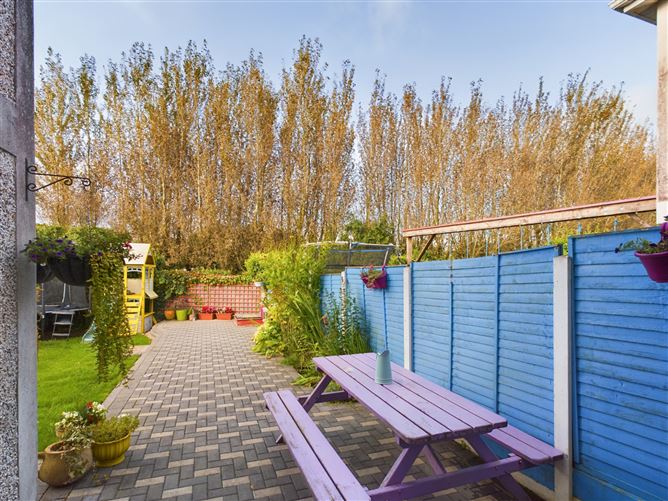 23 Castle Park, Two-Mile Borris, Thurles, Co. Tipperary