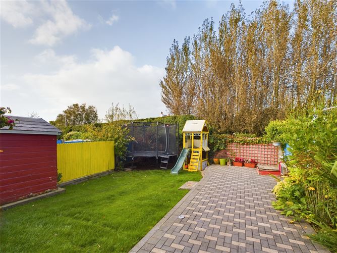 23 Castle Park, Two-Mile Borris, Thurles, Co. Tipperary