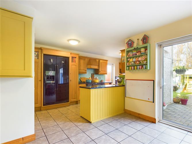 23 Castle Park, Two-Mile Borris, Thurles, Co. Tipperary