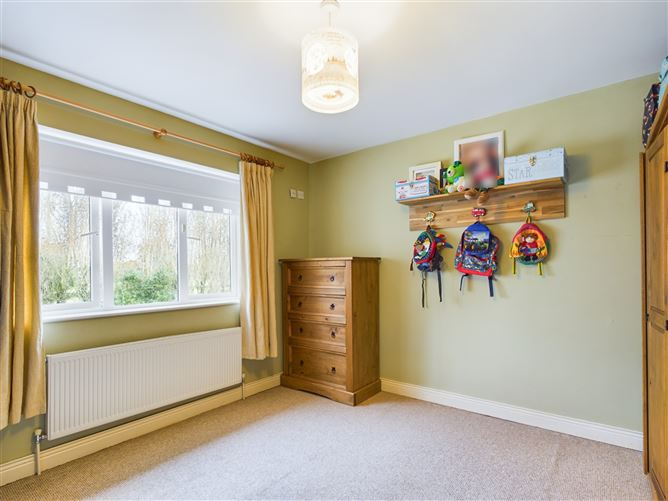 23 Castle Park, Two-Mile Borris, Thurles, Co. Tipperary