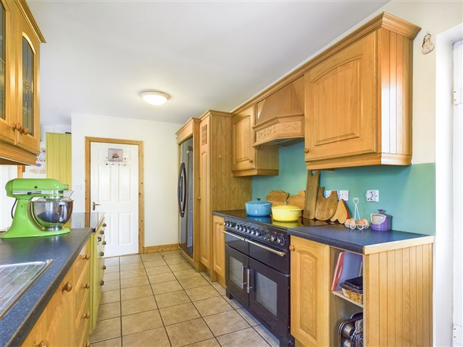 23 Castle Park, Two-Mile Borris, Thurles, Co. Tipperary