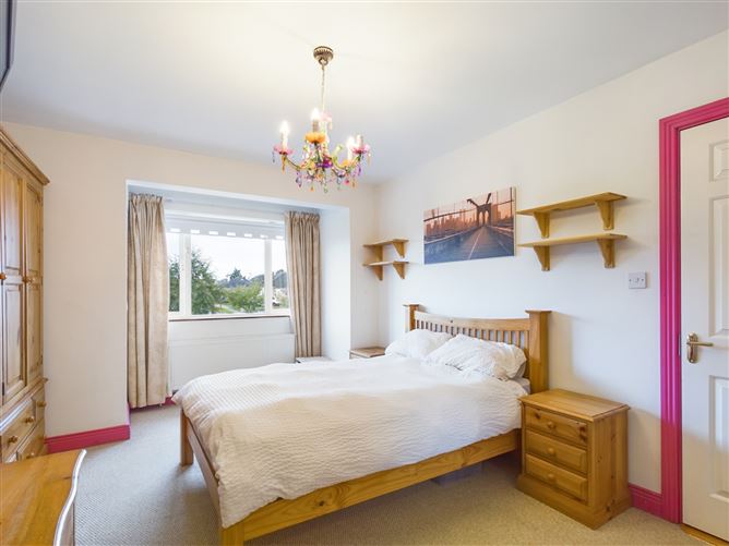 23 Castle Park, Two-Mile Borris, Thurles, Co. Tipperary