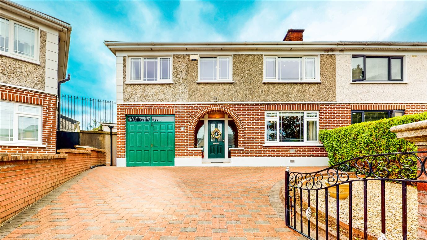 33 Pinewood Drive, Glasnevin, Dublin 9