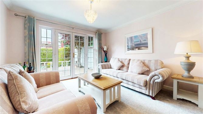 33 Pinewood Drive, Glasnevin, Dublin 9