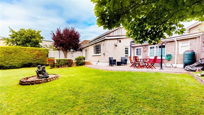 33 Pinewood Drive, Glasnevin, Dublin 9