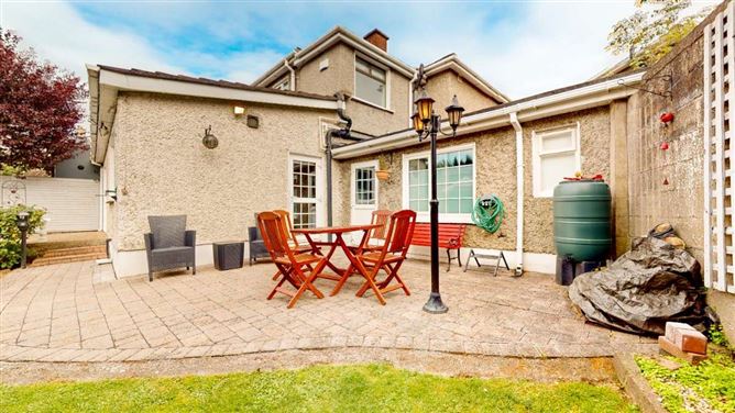 33 Pinewood Drive, Glasnevin, Dublin 9
