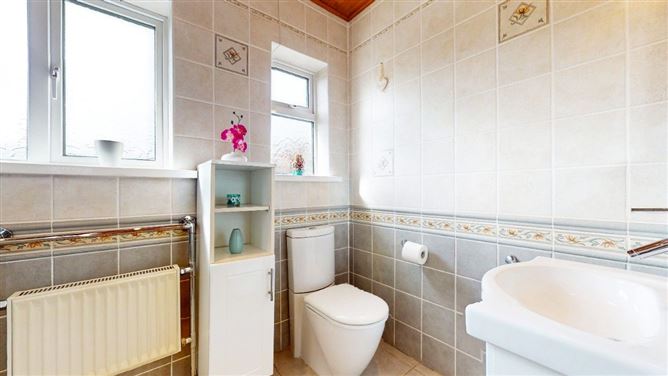 33 Pinewood Drive, Glasnevin, Dublin 9