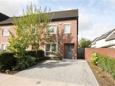 3 Shackleton Woods, Lucan, Co. Dublin