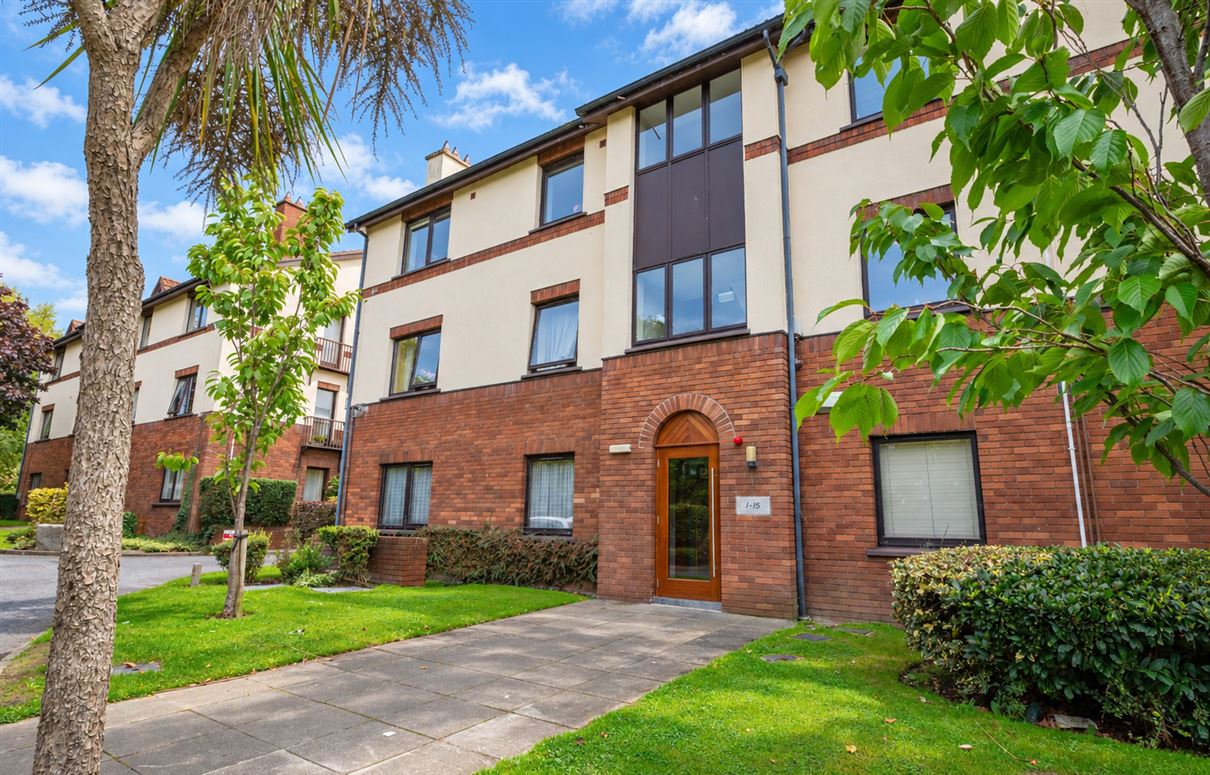 13 The Sycamores, Stradbrook Hill, Blackrock, Dublin