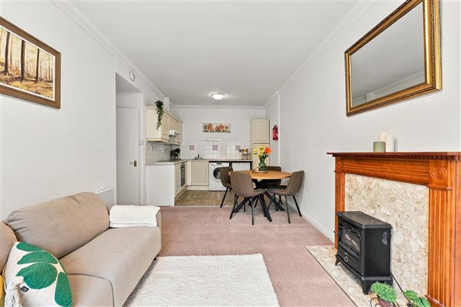 117 The Waterside, Charlotte Quay Dock , Grand Canal Dk, Dublin 4