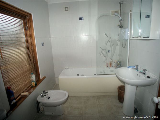 3 Connolly Avenue, Kinsaley Lane, Malahide,   North County Dublin