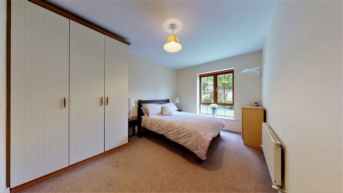 1 Beechwood House, Eaton Wood Square, Shankill, Dublin 18