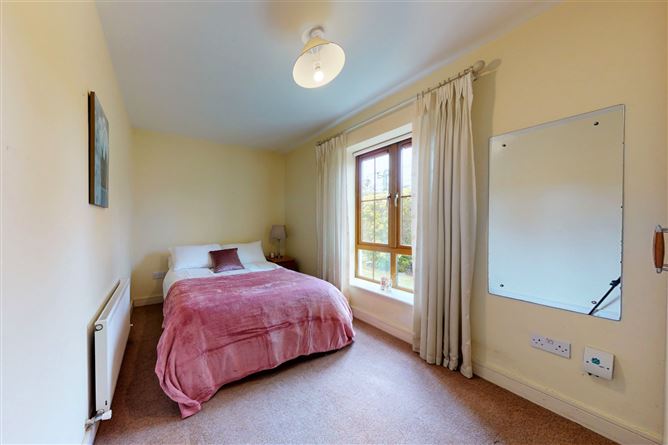 1 Beechwood House, Eaton Wood Square, Shankill, Dublin 18