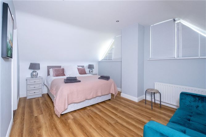 14 The Lodges, St. Joseph's Road, Portumna, Co. Galway