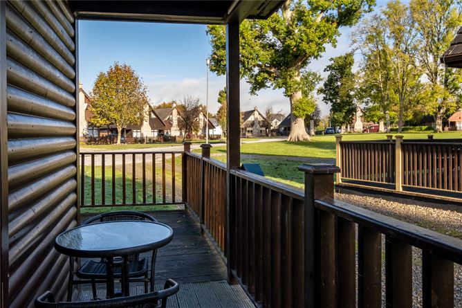 14 The Lodges, St. Joseph's Road, Portumna, Co. Galway