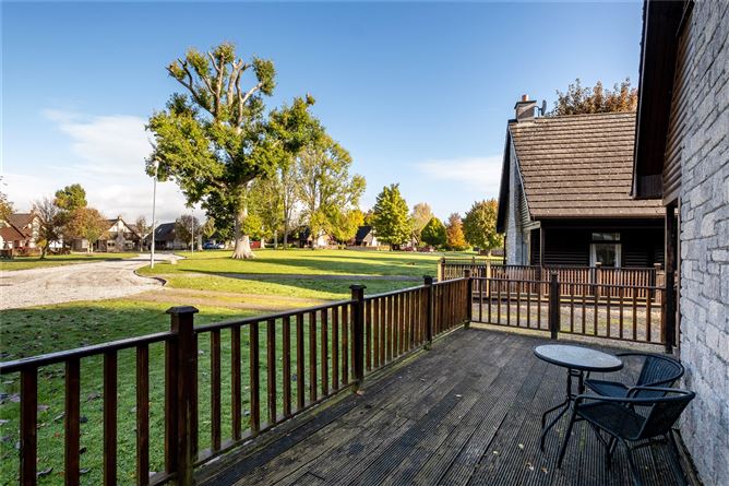 14 The Lodges, St. Joseph's Road, Portumna, Co. Galway
