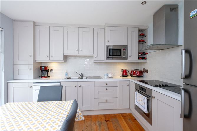 14 The Lodges, St. Joseph's Road, Portumna, Co. Galway