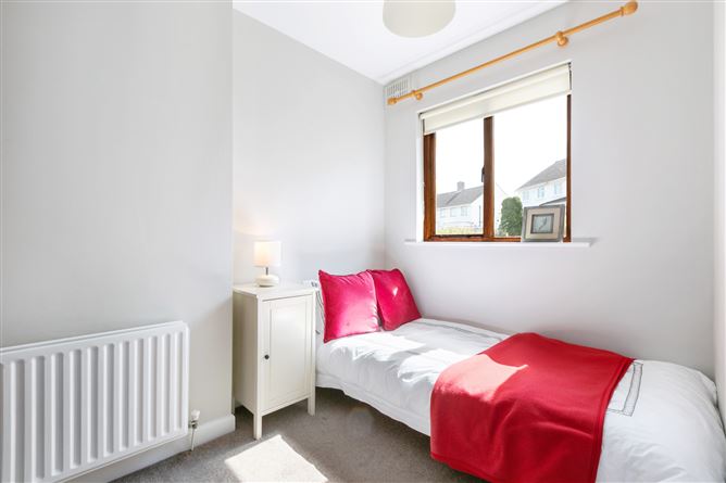43 Sweetmount Avenue, Dundrum, Dublin 14