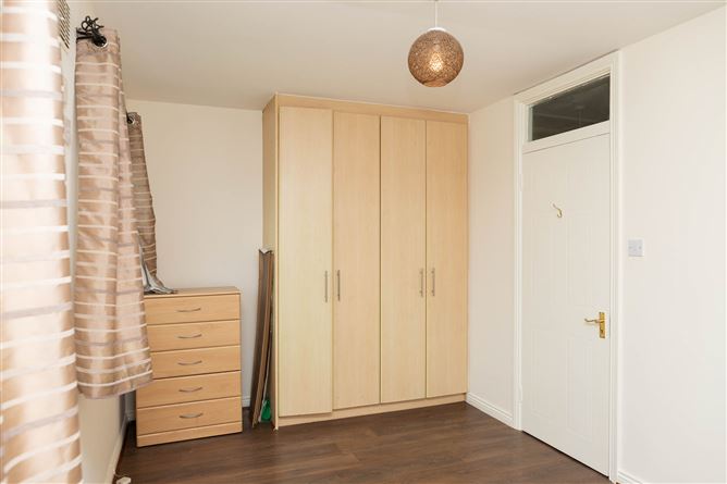 53 Castlegrange Square, Clondalkin,   Dublin 22