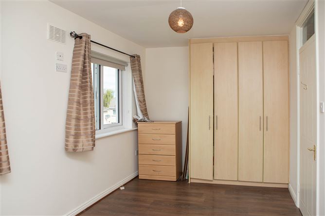 53 Castlegrange Square, Clondalkin,   Dublin 22