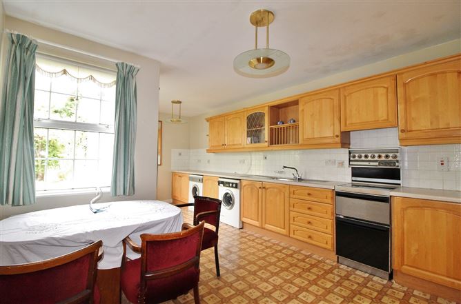 51 Seacourt, Clontarf, Dublin 3