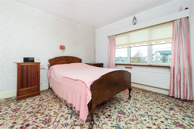 10 Moore Park, Newbridge, Co. Kildare, .