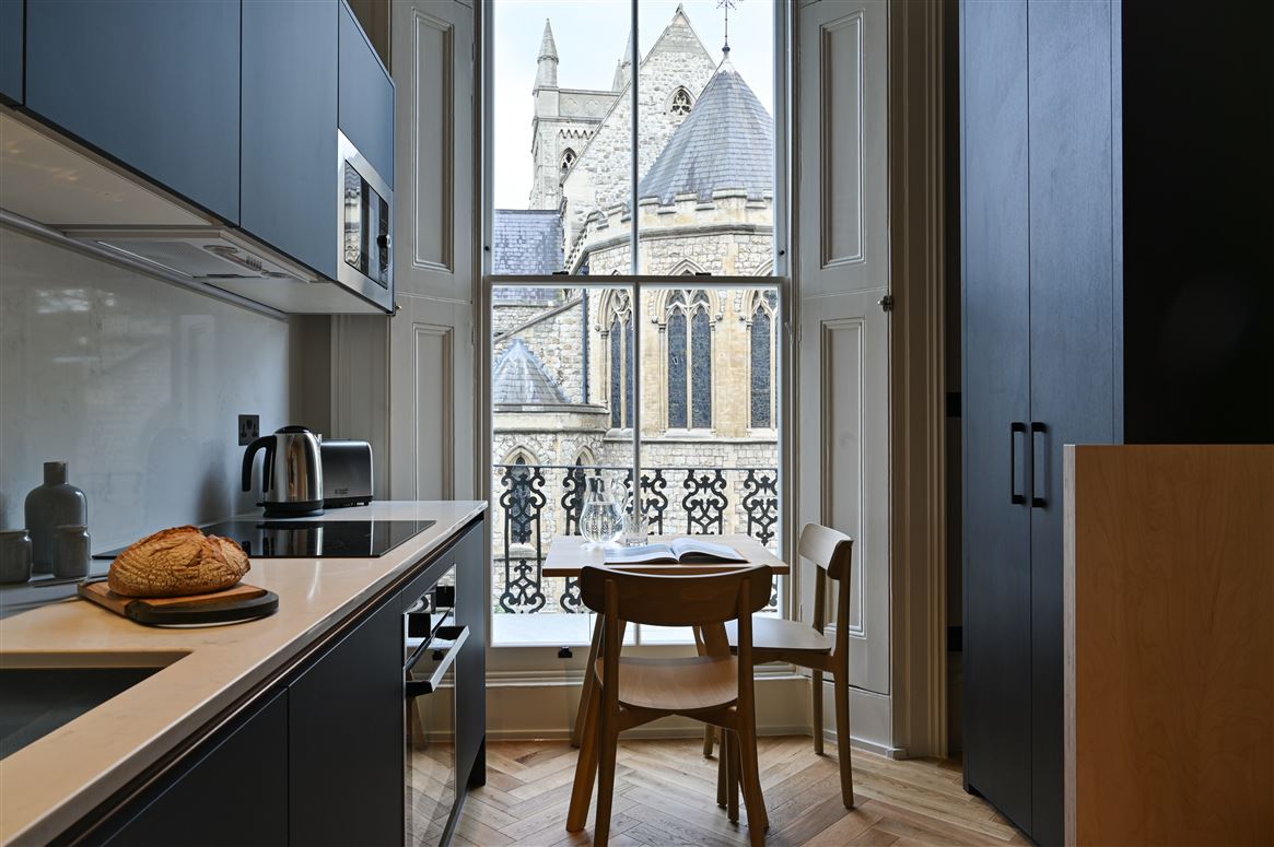 Saintly Splendour,London,Greater London,United Kingdom