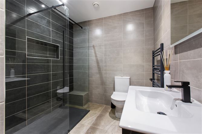 25 Saunders Lane , Rathnew, Wicklow