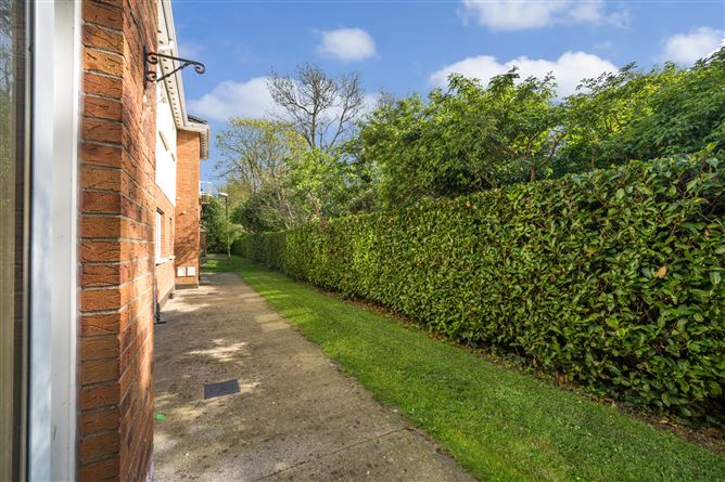 5 Rochford Park, Kill, County Kildare
