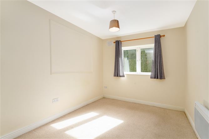5 Rochford Park, Kill, County Kildare