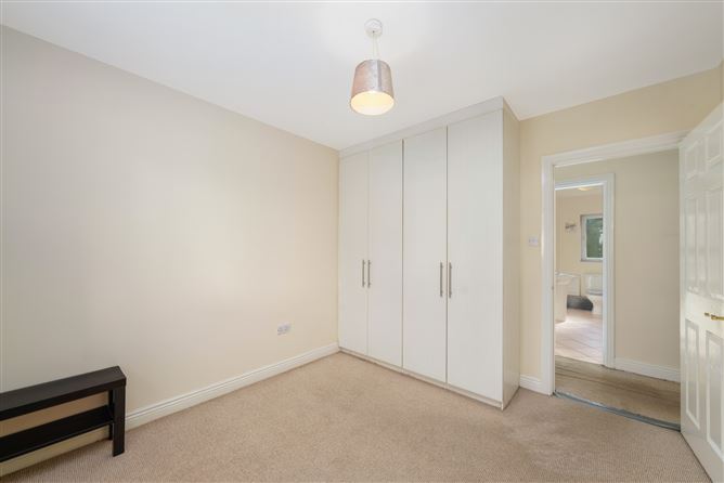 5 Rochford Park, Kill, County Kildare