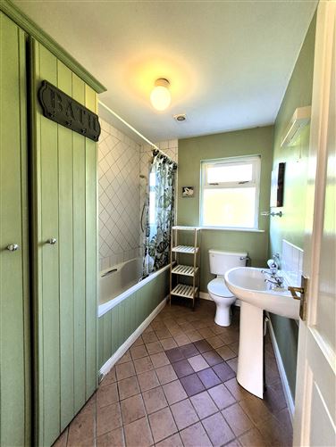 No. 4 The Crannogs, Louisburgh, Mayo