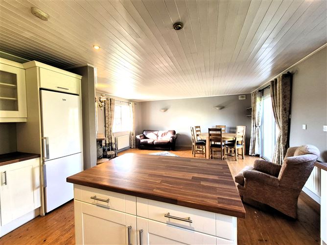 No. 4 The Crannogs, Louisburgh, Mayo