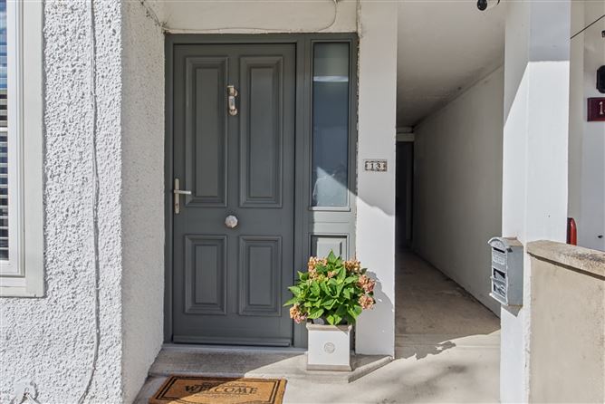 13 Pearse Park , Dundalk, Louth