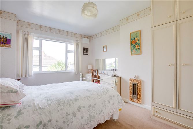20 Barton Road West, Rathfarnham, Dublin 14