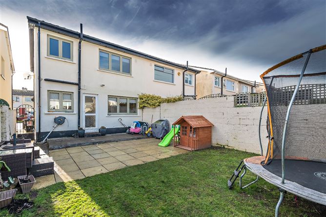 18 Broadford Drive, Ballinteer, Dublin 16