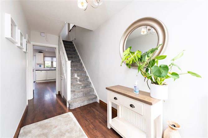 18 Broadford Drive, Ballinteer, Dublin 16