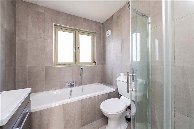 18 Broadford Drive, Ballinteer, Dublin 16