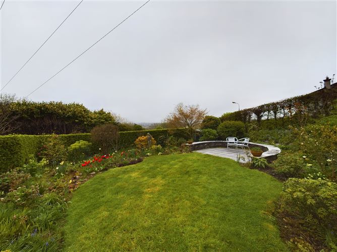14 Alden, Douglas, Cork