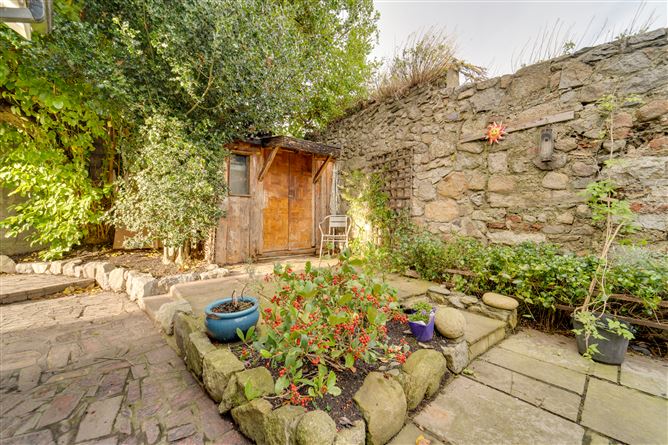 Photo 14 of 15 — Hollyberry Mews, Carrickbrennan Road, Monkstown, Dublin
