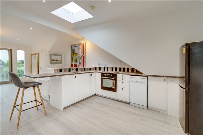 Photo 10 of 15 — Hollyberry Mews, Carrickbrennan Road, Monkstown, Dublin