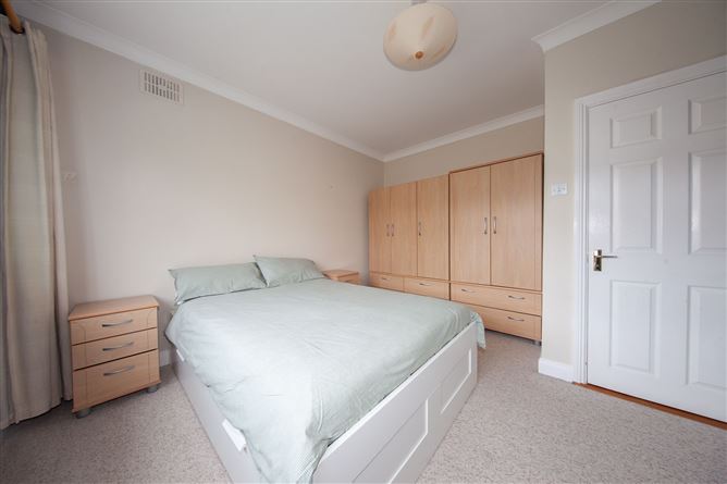 2A Brackenbush Road, Killiney, Dublin